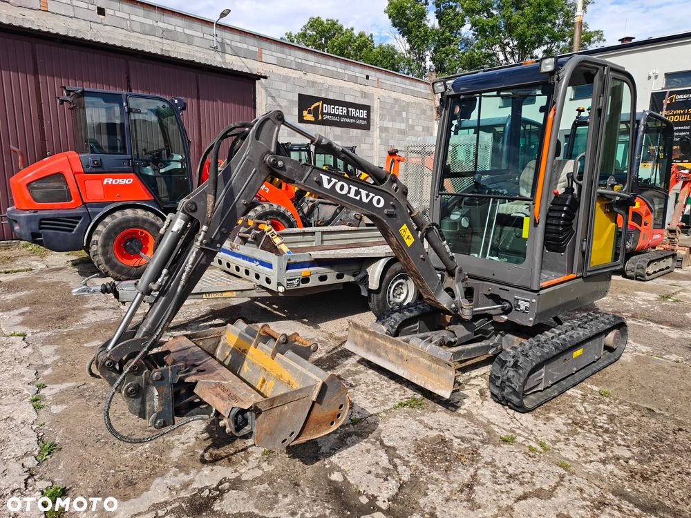 Volvo EC18E - 13