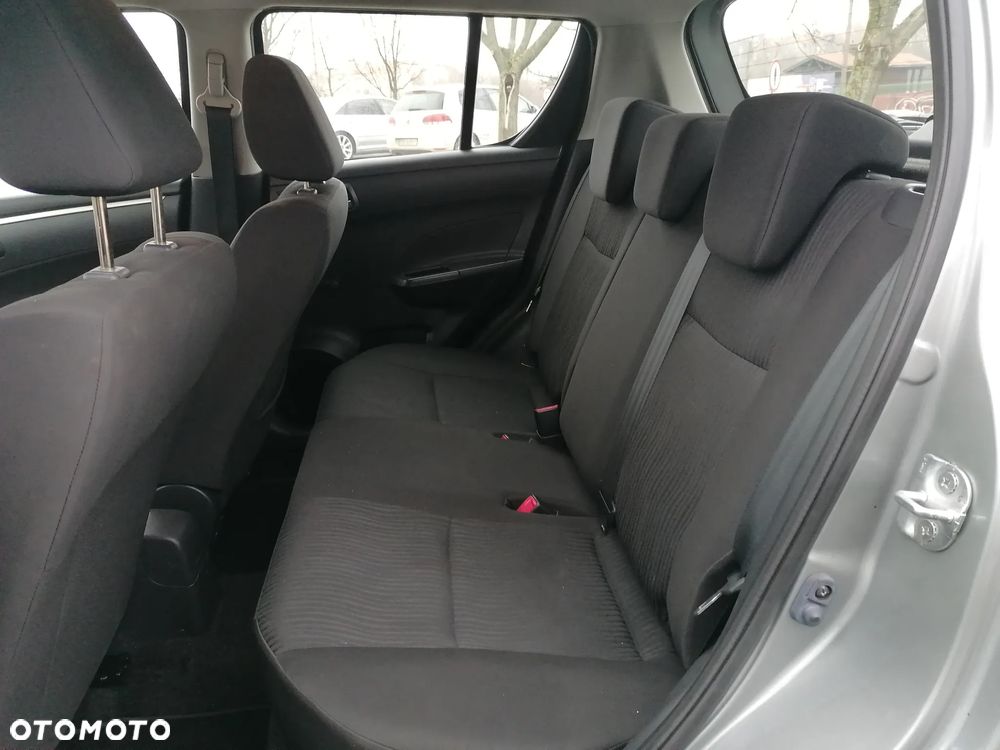 Suzuki Swift - 16