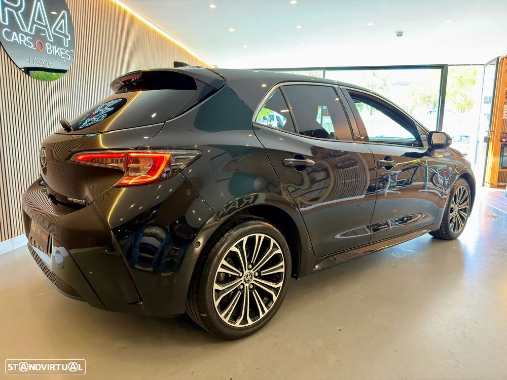 Toyota Corolla 1.8 Hybrid Exclusive - 6