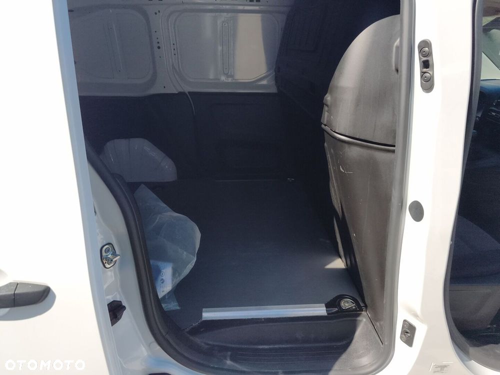 Toyota PROACE CITY - 24