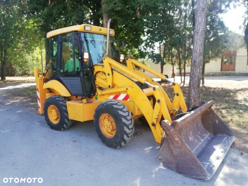 JCB 2cx - 3