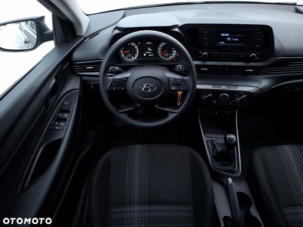 Hyundai i20 - 16