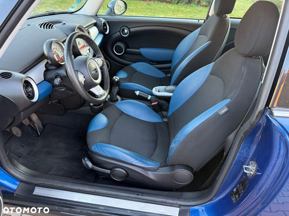 MINI Cooper 50 Mayfair - 11