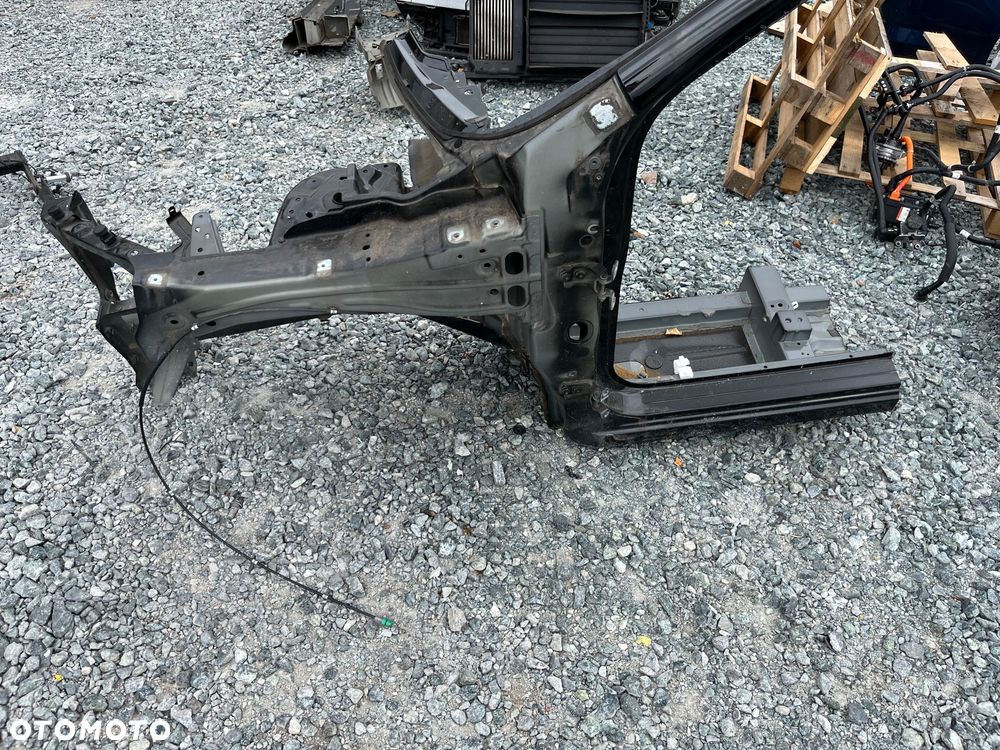 Ćwiartka podłużnica lewa próg fartuch Renault Kadjar - 2