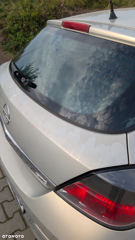 Opel Astra 1.8 Sport - 14