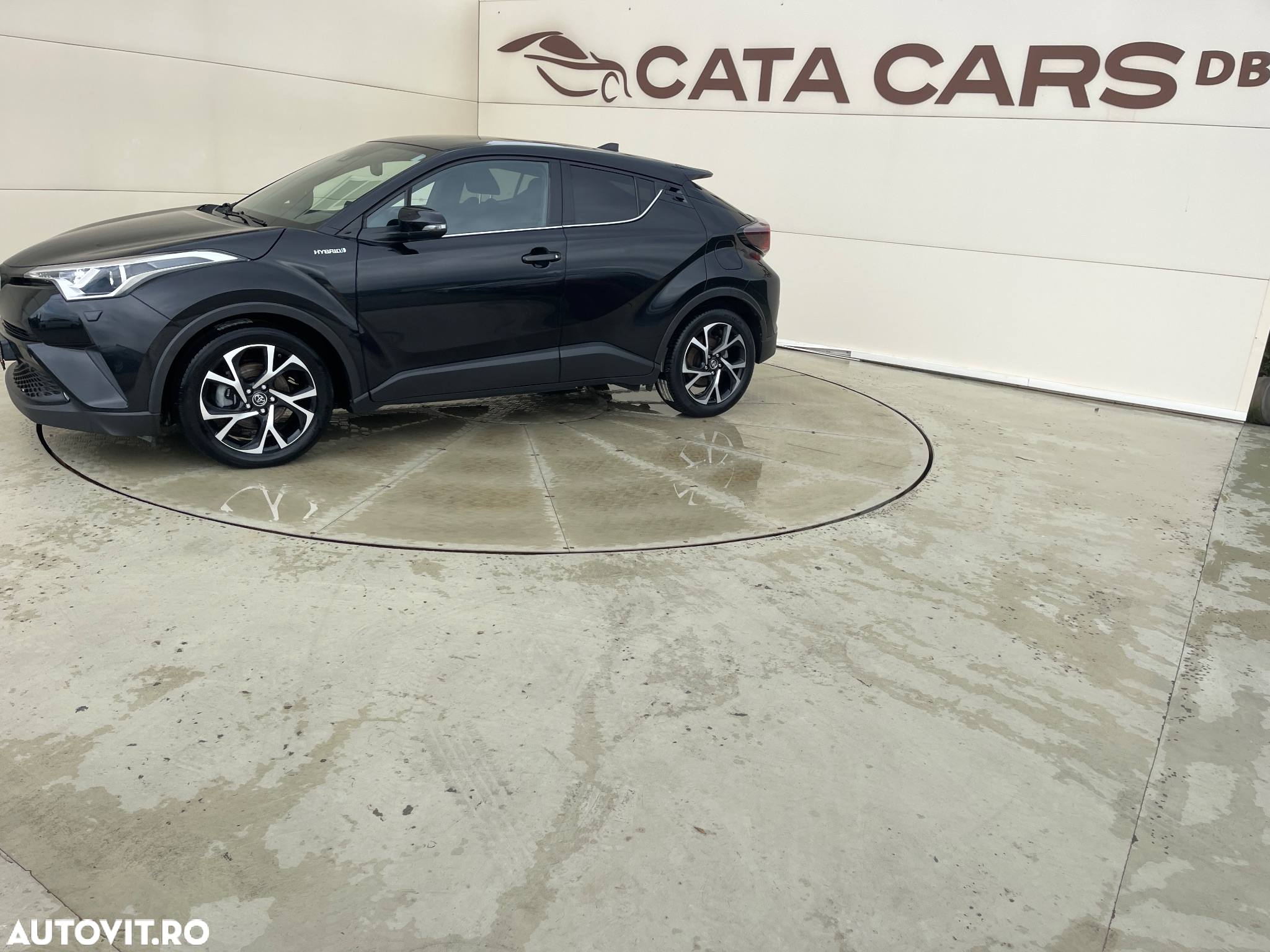 Toyota C-HR Hybrid Club - 6