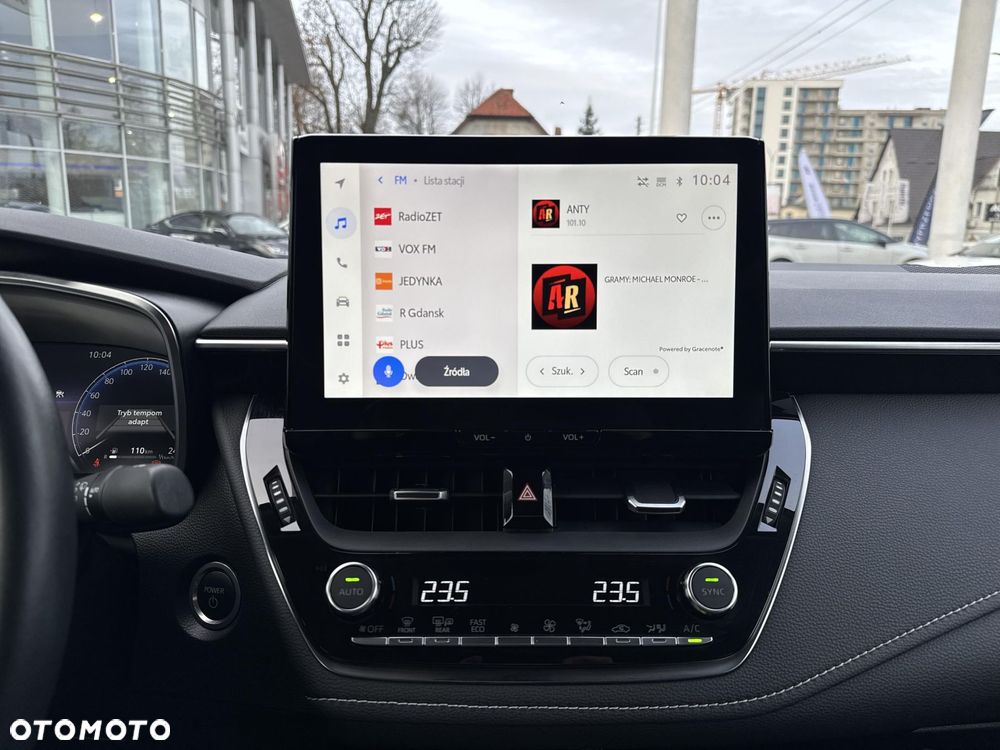 Toyota Corolla 1.8 Hybrid Style - 23