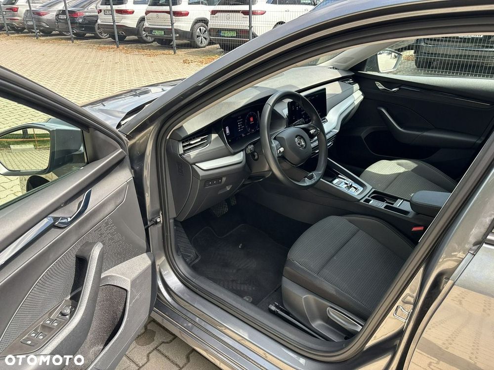 Skoda Octavia 2.0 TDI SCR Ambition DSG - 11