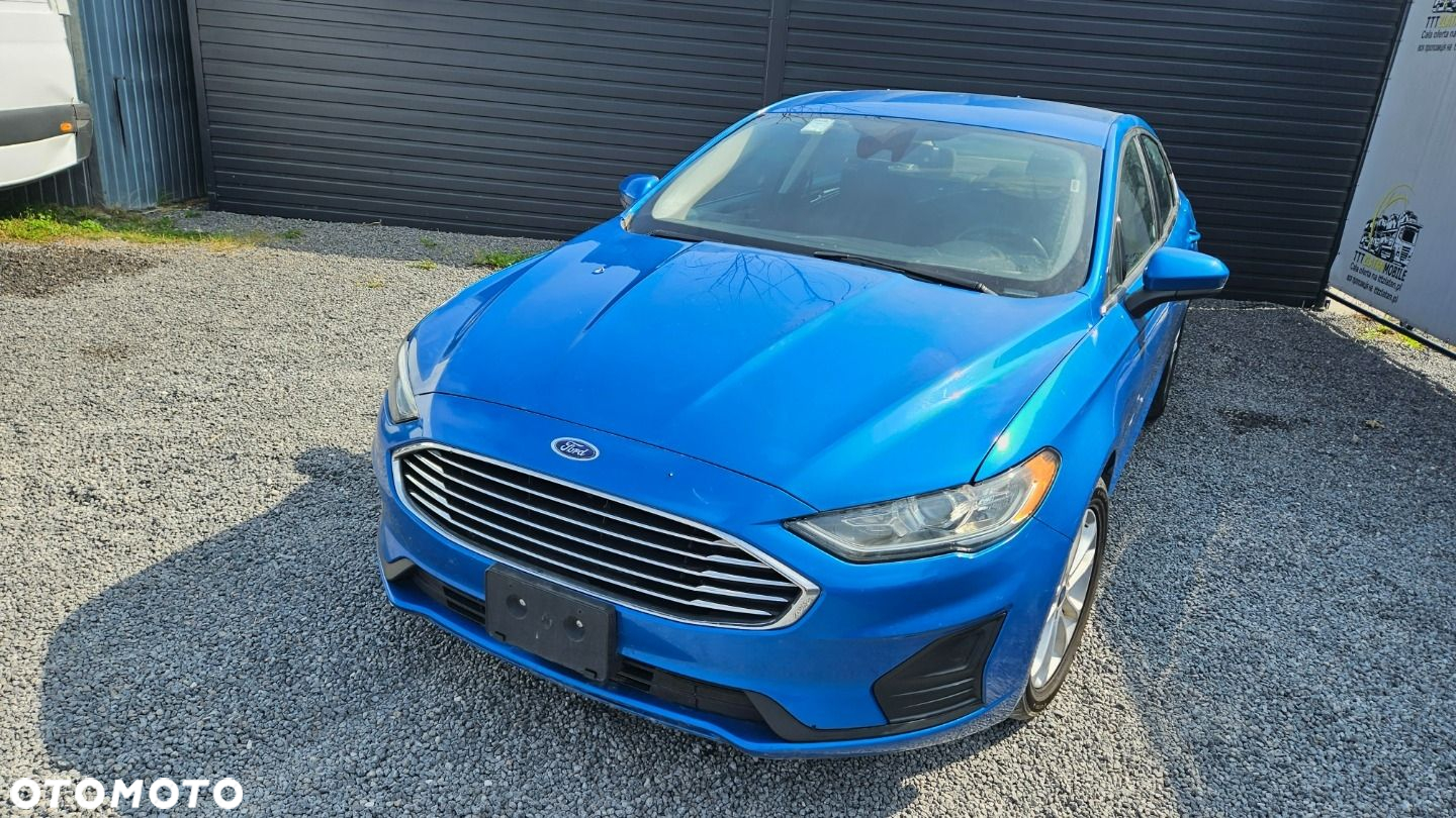 Ford Fusion - 5