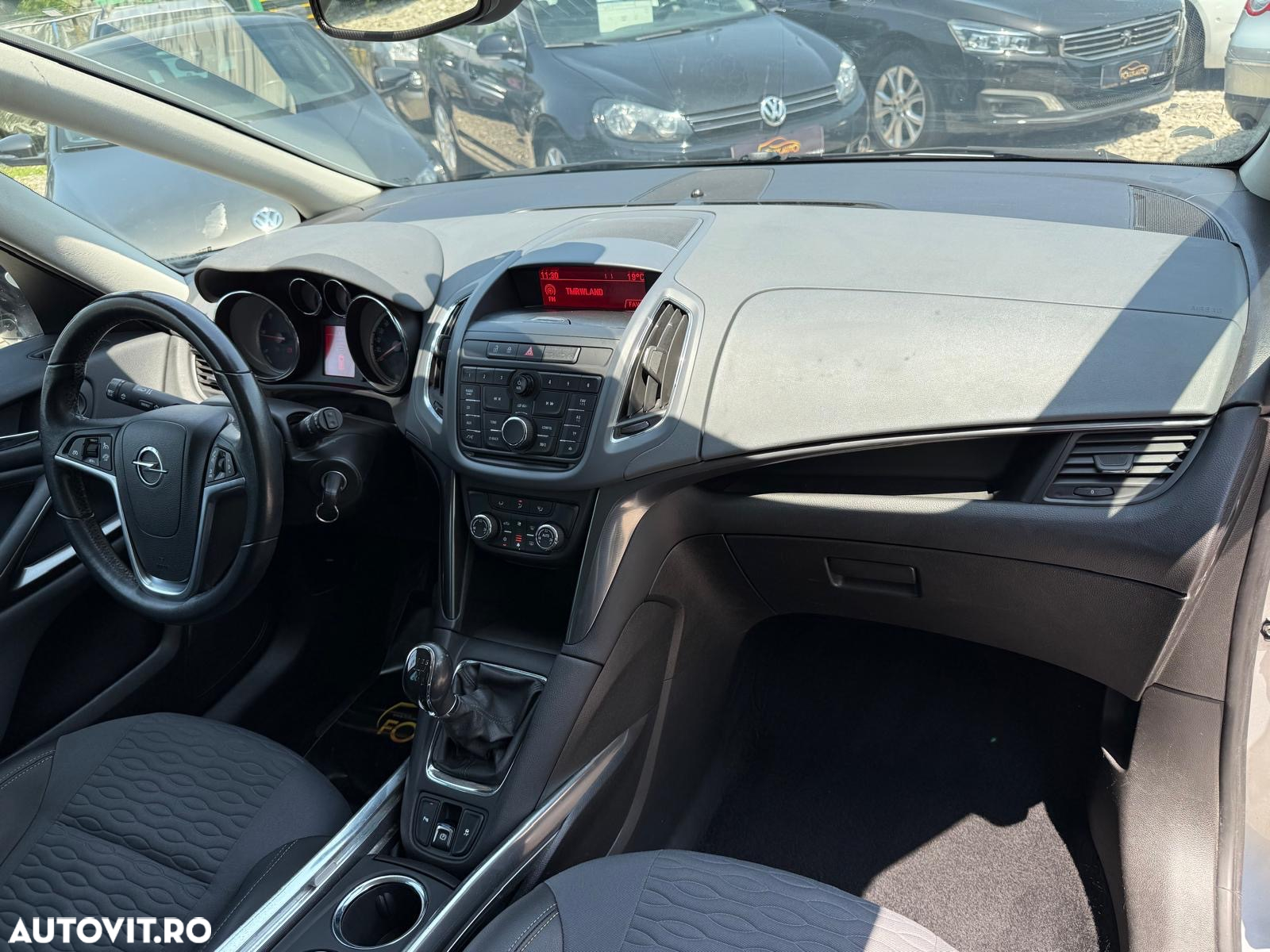 Opel Zafira Tourer 2.0 CDTI ecoFLEX Start/Stop Active - 24