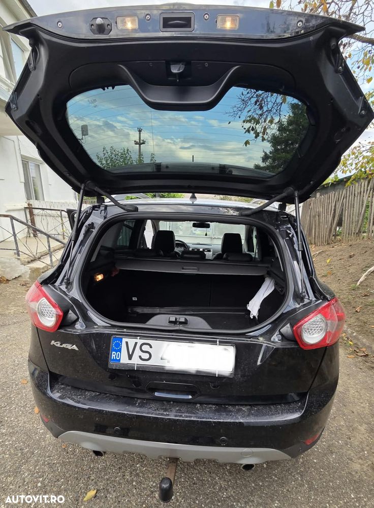 Ford Kuga - 4