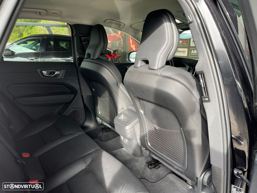 Volvo XC 60 2.0 B4 R-Design Geartronic - 47