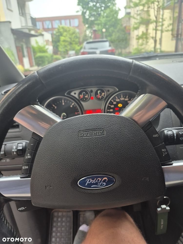 Ford C-Max 2008 photo 4