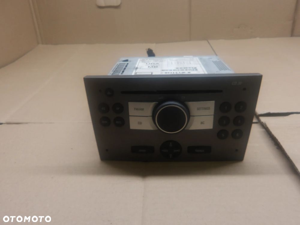 OPEL MERIVA A I LIFT 05-10 1.4B RADIO 13190853 - 1