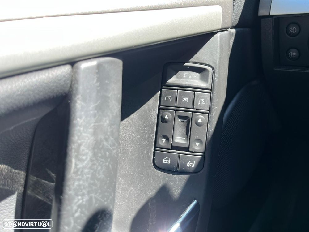 Opel Vectra 1.9 CDTI Executive - 24