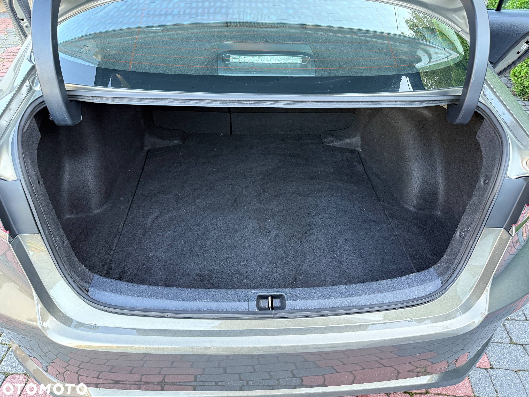 Toyota Corolla 1.8 Hybrid Comfort - 18
