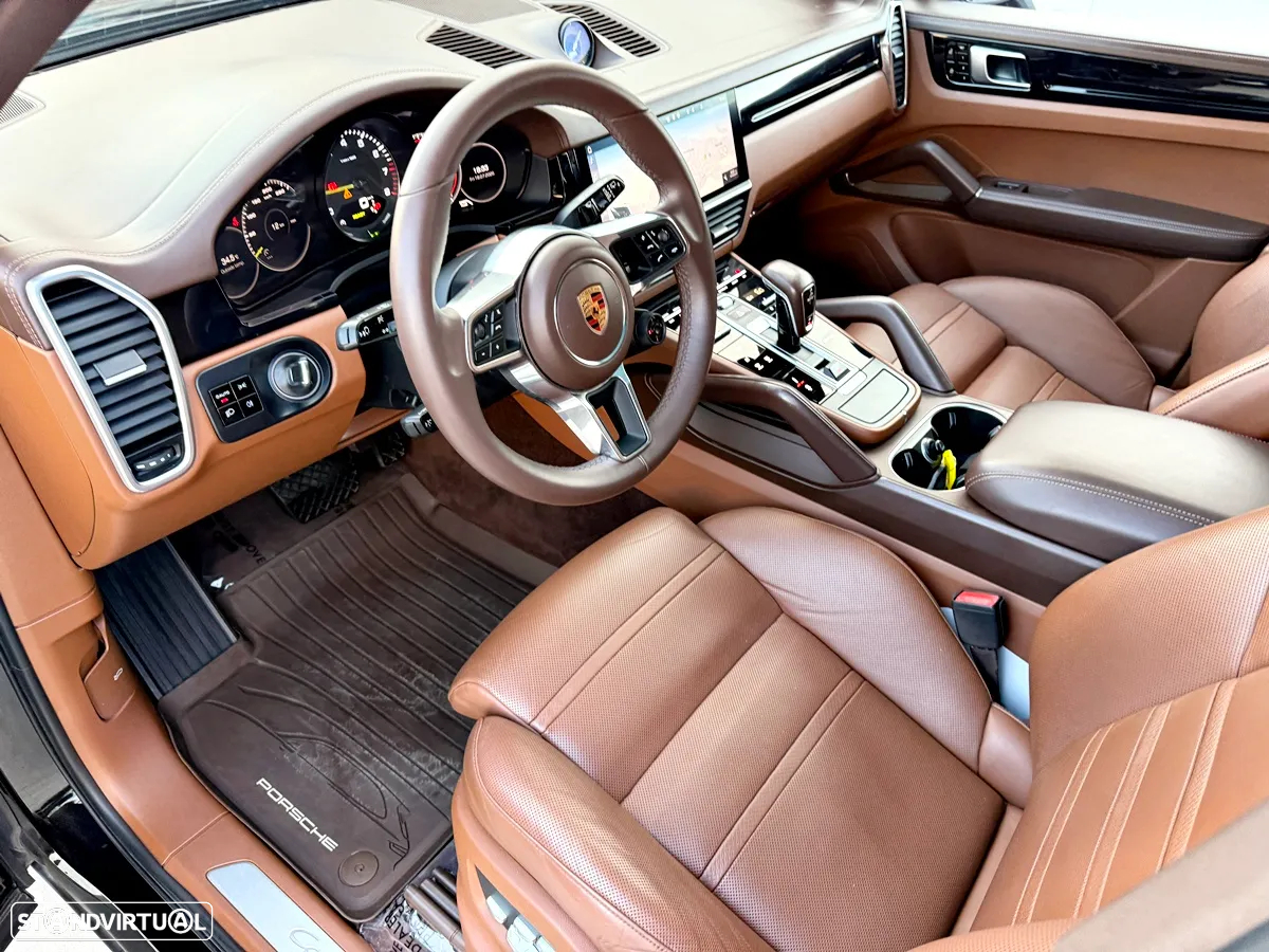 Porsche Cayenne E-Hybrid - 23