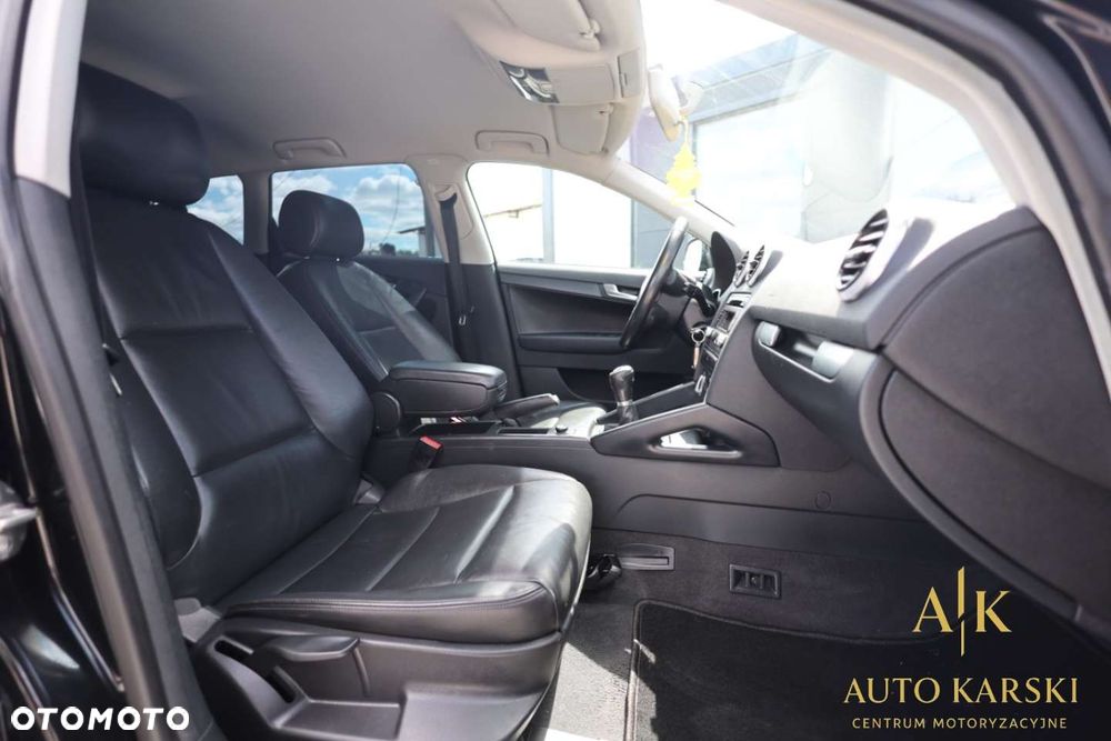 Audi A3 Sportback - 33