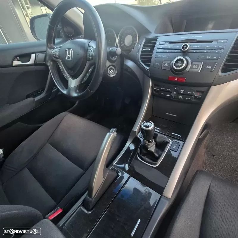 Honda Accord 2.2 i-DTEC Executive Advance E.Limitada - 15