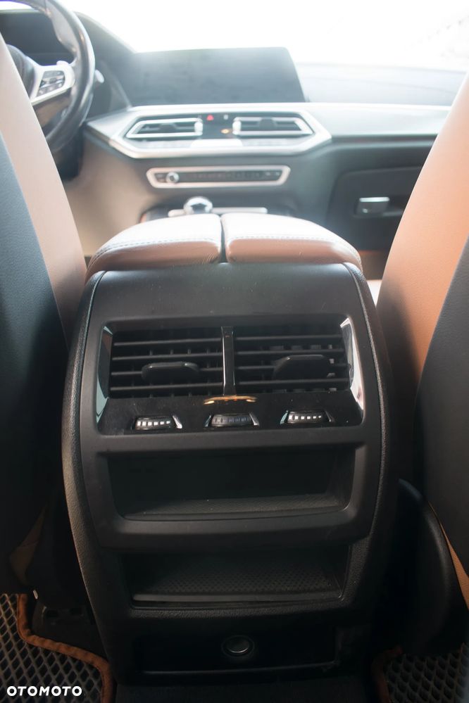 BMW X5 xDrive25d - 9