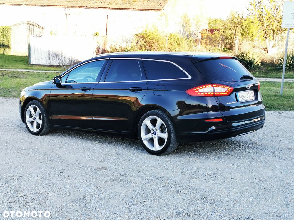 Ford Mondeo 2.0 TDCi STart-Stopp PowerShift-Aut Titanium - 4