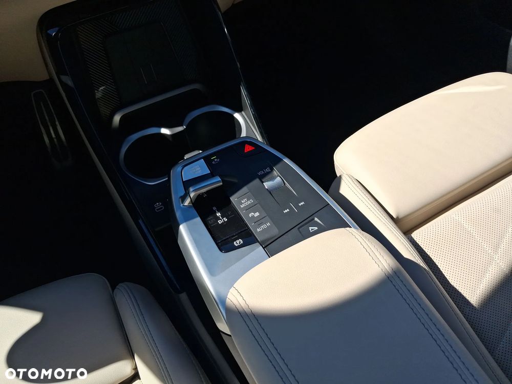 BMW X1 - 15