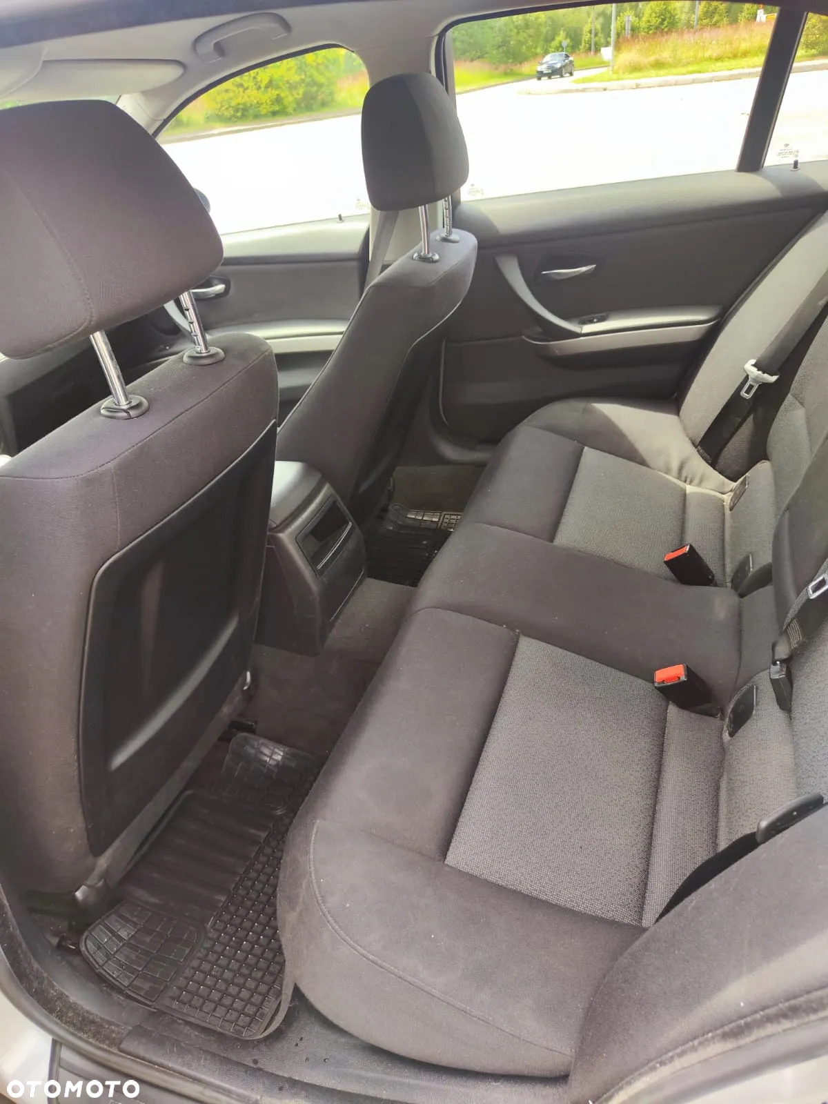 BMW Seria 3 318i - 15