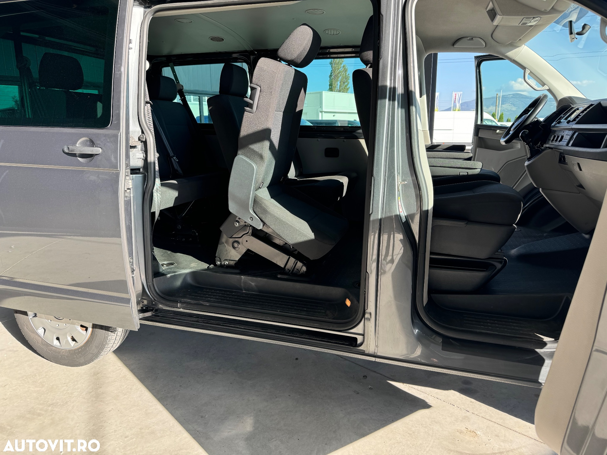 Volkswagen Transporter T6 Kurz Plus Comfortline - 8