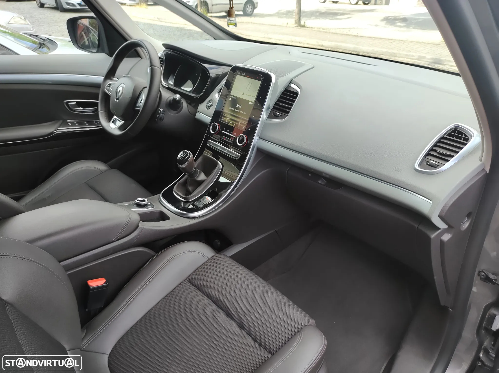 Renault Espace 1.6 dCi Zen - 17