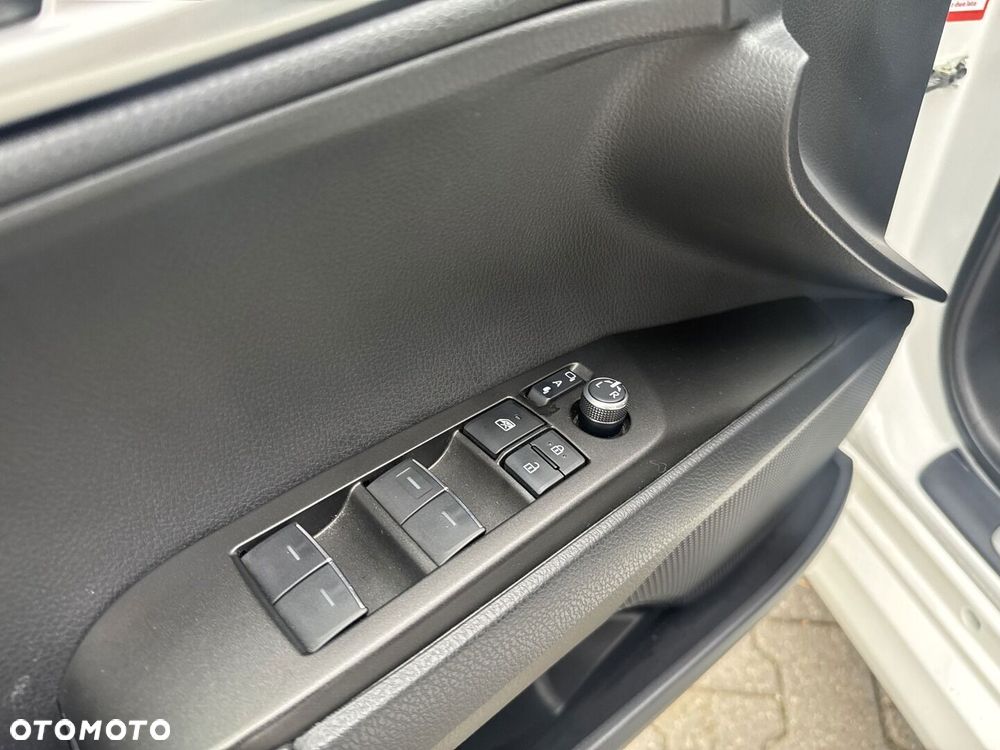 Toyota Camry - 11