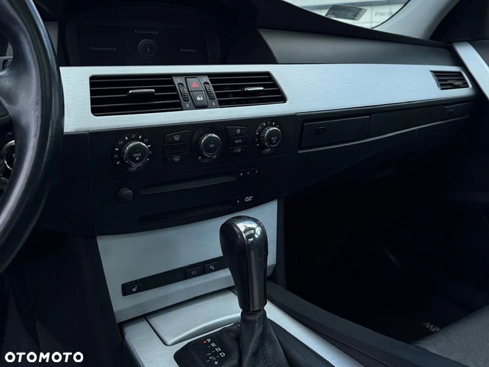 BMW Seria 5 - 16