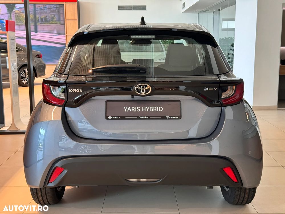 Toyota Yaris 1.5 VVT-i HSD Active - 5