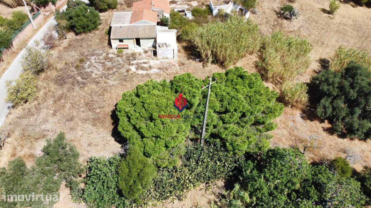 Este terreno misto em Salicos ,Carvoeiro - Grande imagem: 2/14