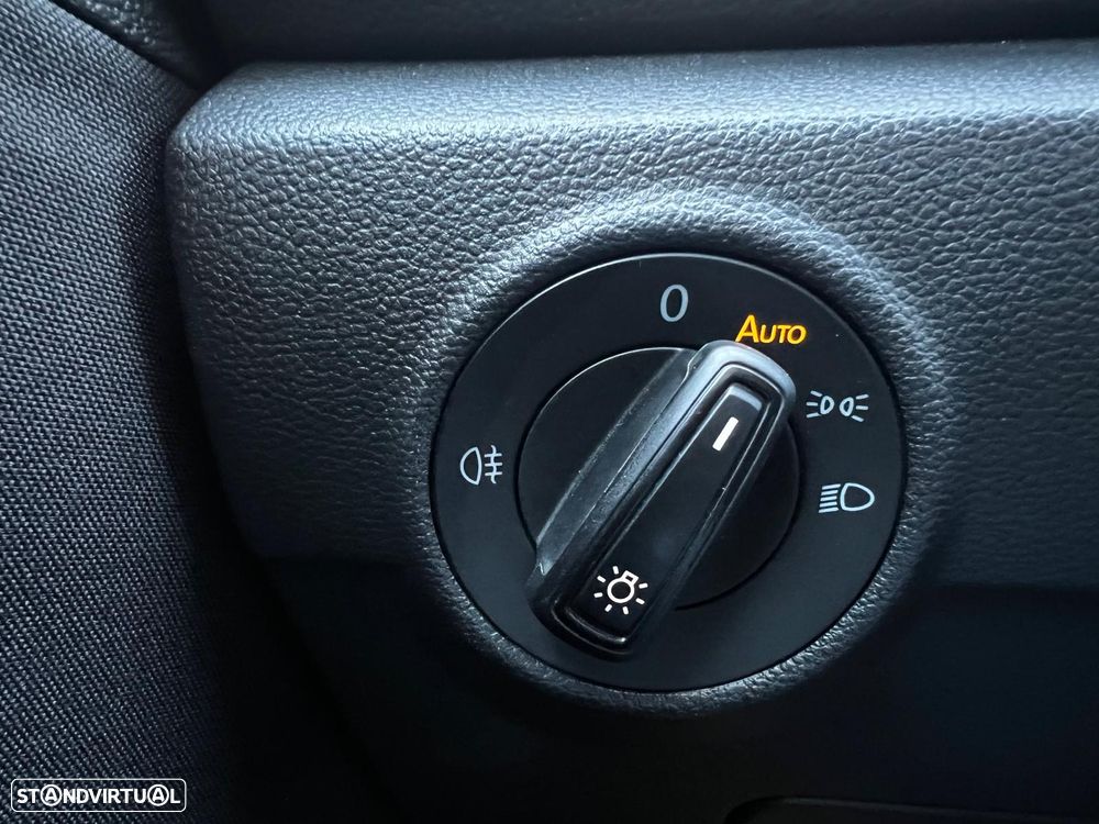 VW T-Roc 1.0 TSI Life - 41