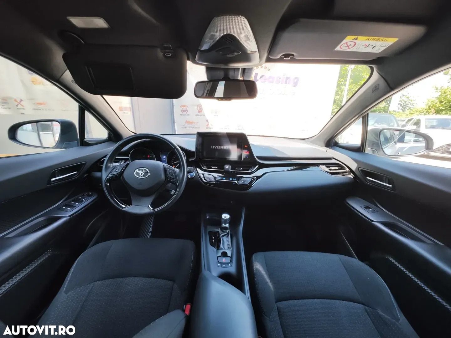 Toyota C-HR 1.8 Hybrid Business Edition - 13