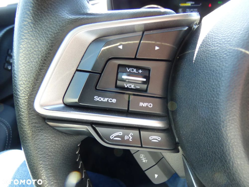 Subaru Forester 2.0i-L Platinum (EyeSight) Lineartronic - 12