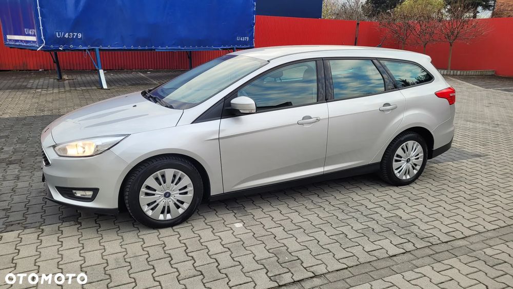 Ford Focus 1.5 TDCi SYNC Edition - 10