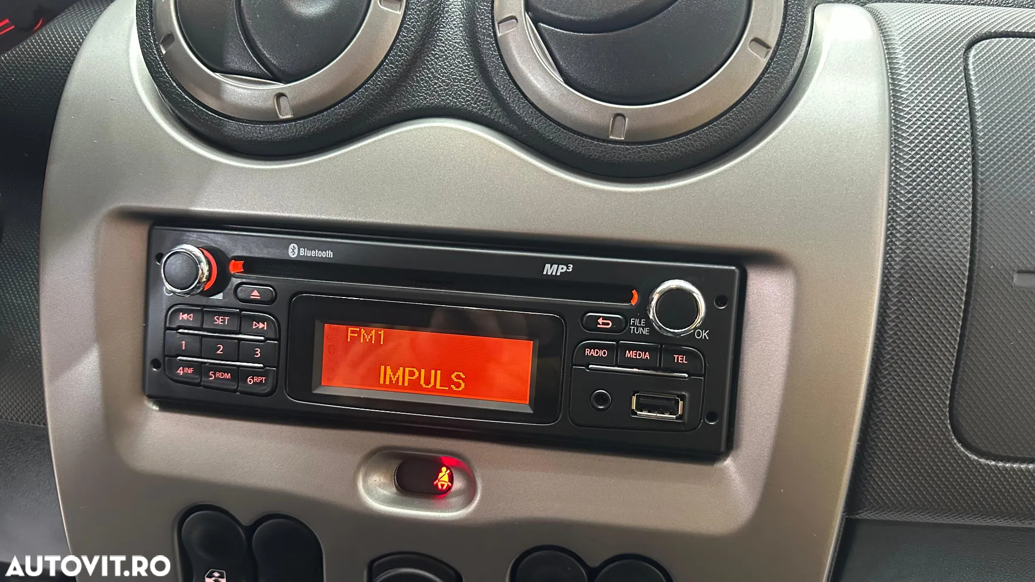 Dacia Duster 1.6 4x2 Ambiance - 22