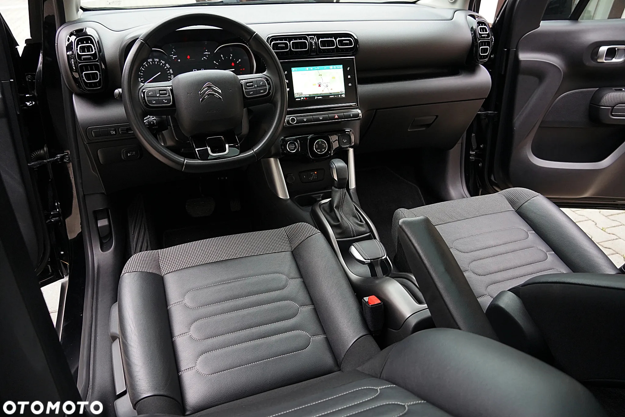 Citroën C3 Aircross PureTech 130 Stop & Start EAT6 OPF SHINE PACK - 29