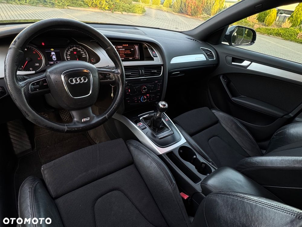Audi A4 Limousine 2.0 TDI Quattro - 32