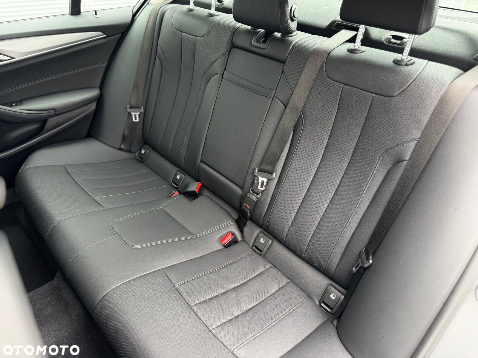 BMW Seria 5 - 32