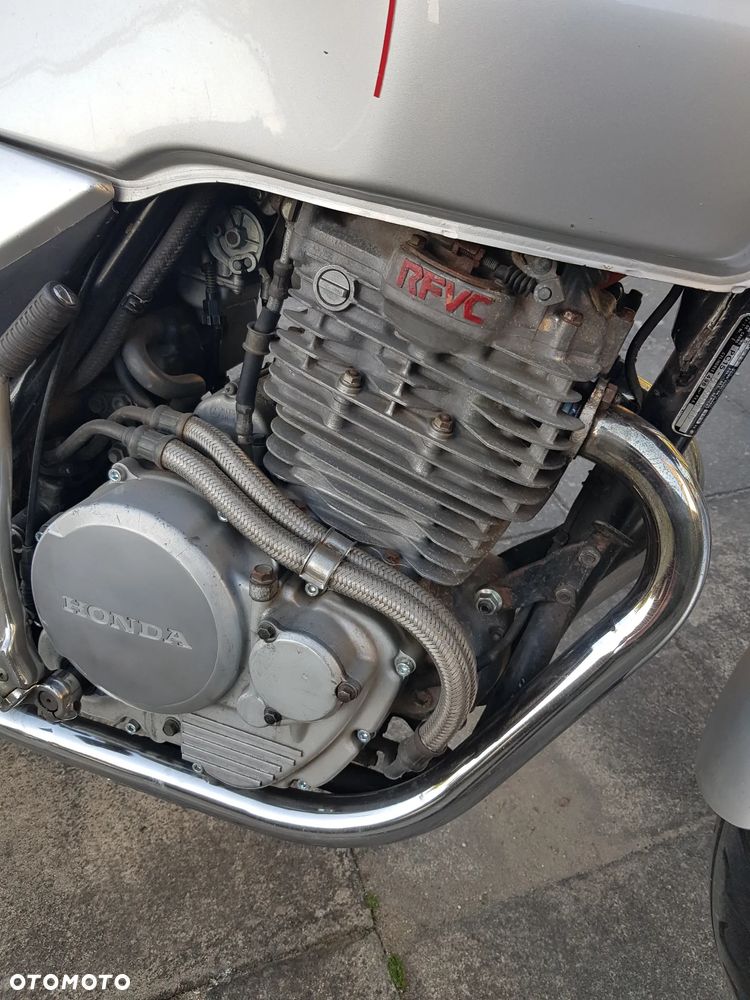 Honda XBR - 14