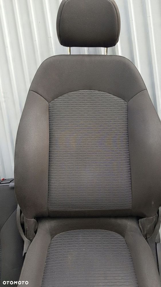 fotel kanapa tapicerka Opel Corsa E 5d - 7