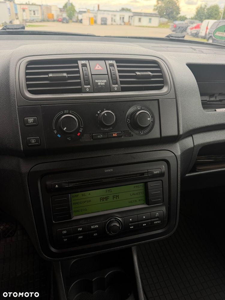 Skoda Fabia 1.2 HTP Elegance - 25