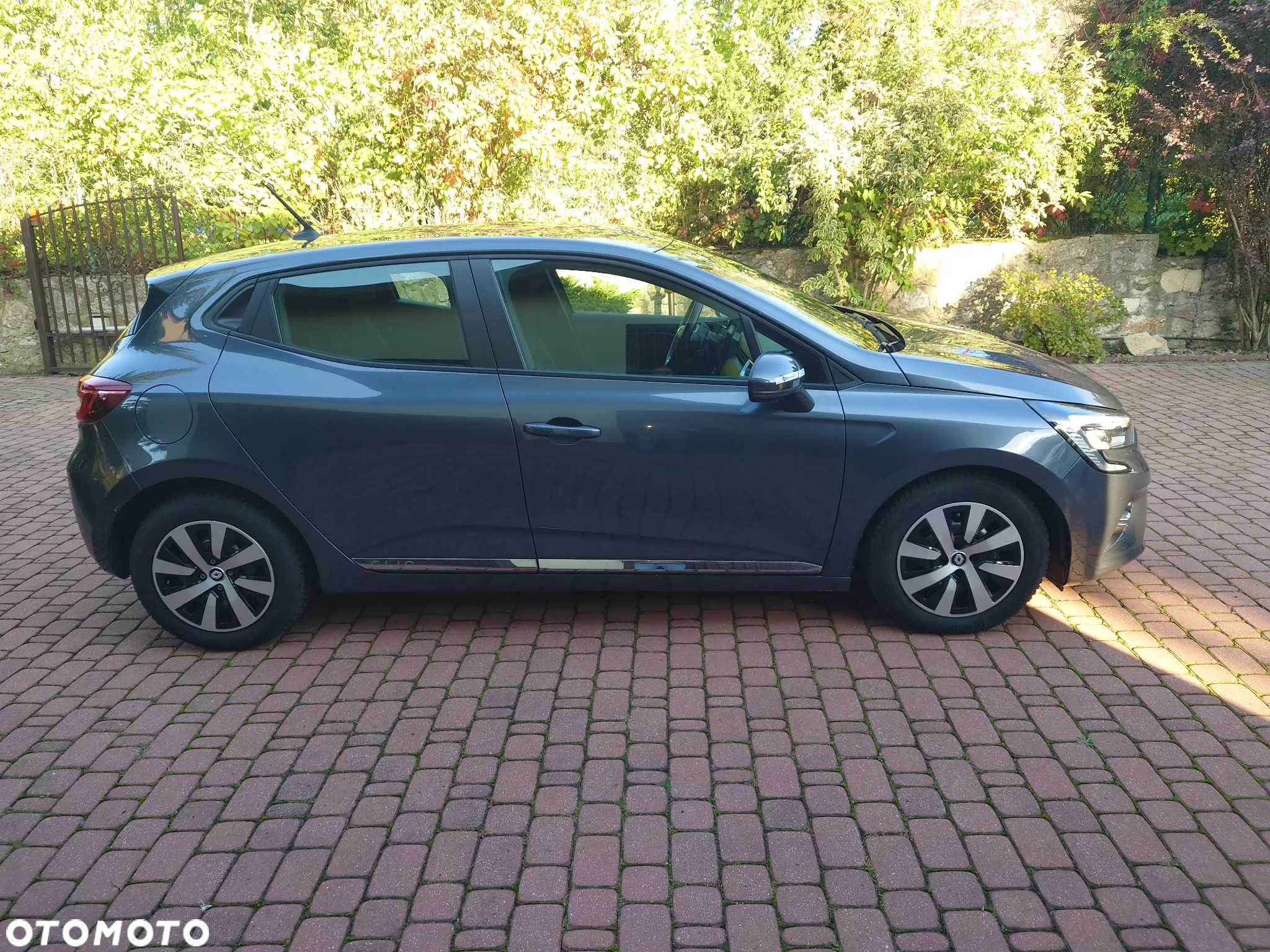 Renault Clio 1.0 TCe Intens - 9