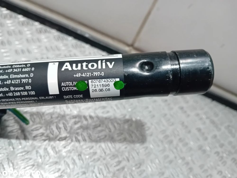 napinacz pasa prawy tył BMW E90 7211596 - 2