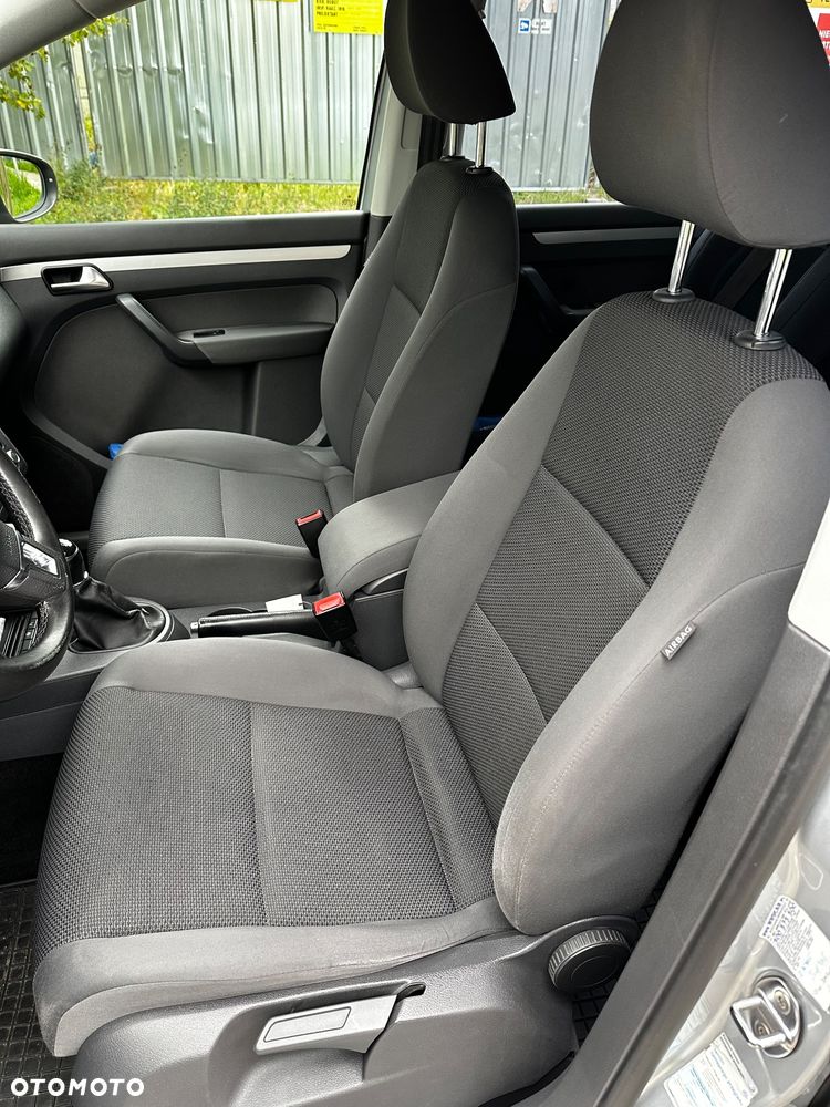 Volkswagen Touran 1.2 TSI Comfortline - 11