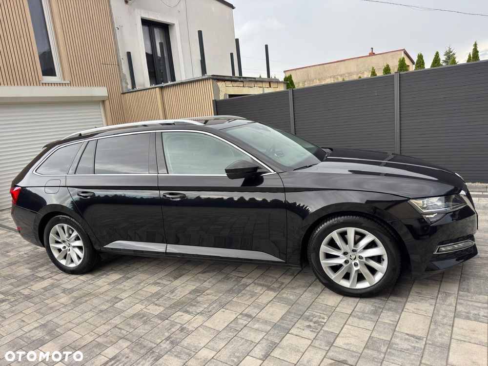 Skoda Superb 2.0 TDI SCR Style DSG - 3
