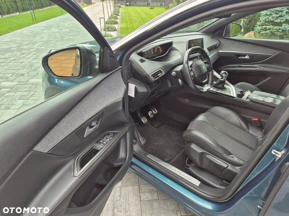 Peugeot 5008 - 15