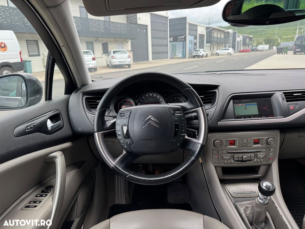 Citroën C5 2.0 HDi FAP Susp M Seduction - 26